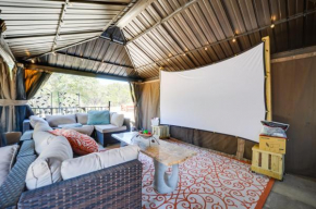 Pet-Friendly New Braunfels Home with Game Room!